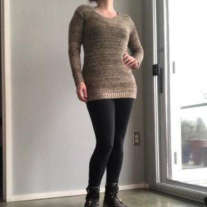 Urban Outfitters loose knit  gold/brown sz M